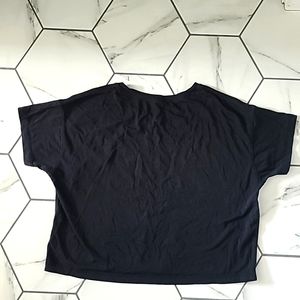 Lululemon tshirt